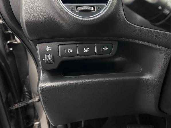 Kia Carens II (UN) с пробегом 2011 года, цена 829 000 рублей, 138639 км, минивэн, Автокод Объявления