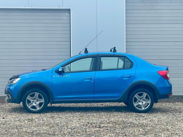 Renault Logan II Рестайлинг с пробегом 2020 года, цена 1 200 000 рублей, 58720 км, седан, Автокод Объявления