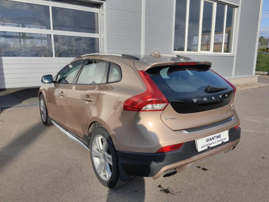 Volvo V40 II Москва  - изображение 8