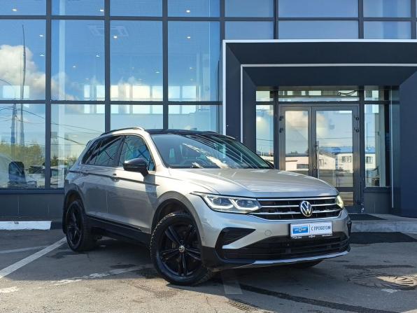 Volkswagen Tiguan II Рестайлинг с пробегом 2021 года, цена 3 049 000 рублей, 79002 км, внедорожник, Автокод Объявления