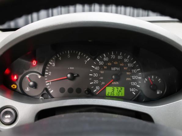 Ford Focus I Рестайлинг (North America) с пробегом 2005 года, цена 329 000 рублей, 236100 км, седан, Автокод Объявления