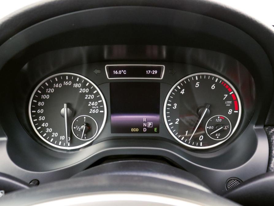 Mercedes-Benz GLA I (X156) Екатеринбург  - изображение 9