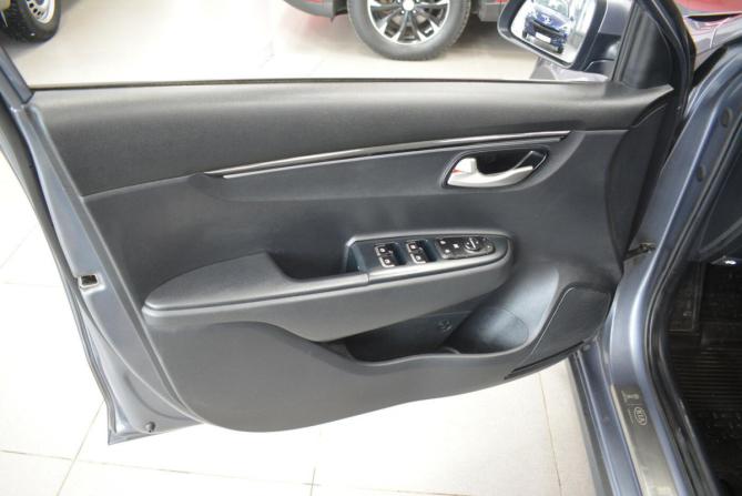 Kia Rio IV с пробегом 2018 года, цена 1 479 000 рублей, 135000 км, хэтчбек, Автокод Объявления