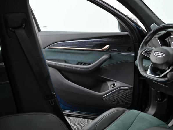 Geely Monjaro I с пробегом 2023 года, цена 3 799 000 рублей, 59000 км, внедорожник, Автокод Объявления