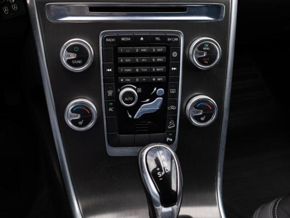 Volvo XC60 I Рестайлинг с пробегом 2014 года, цена 1 799 000 рублей, 185202 км, внедорожник, Автокод Объявления