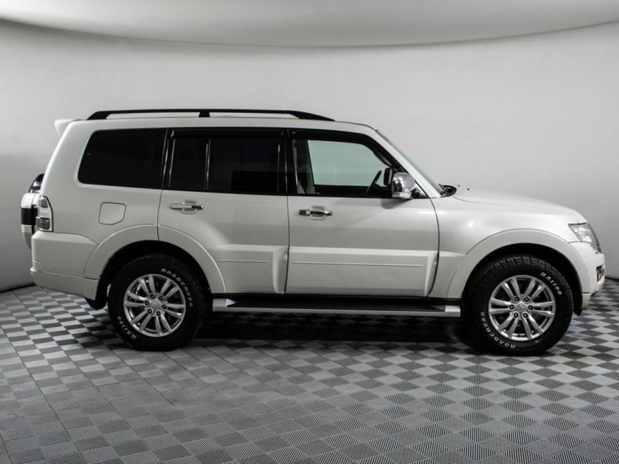 Mitsubishi Pajero IV Рестайлинг 2 Москва  - изображение 4