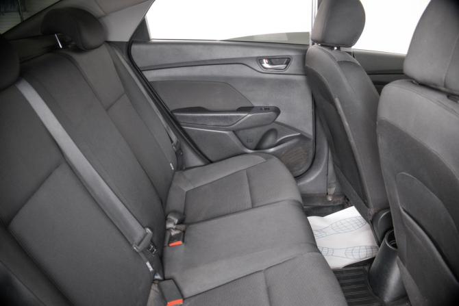 Hyundai Solaris II с пробегом 2017 года, цена 1 249 000 рублей, 170300 км, седан, Автокод Объявления