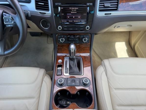 Volkswagen Touareg II с пробегом 2012 года, цена 2 430 000 рублей, 165557 км, внедорожник, Автокод Объявления