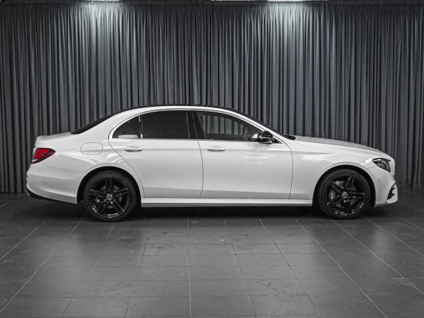 Mercedes-Benz E-Класс V (W213 S213 C238) с пробегом 2019 года, цена 3 389 000 рублей, 146720 км, седан, Автокод Объявления