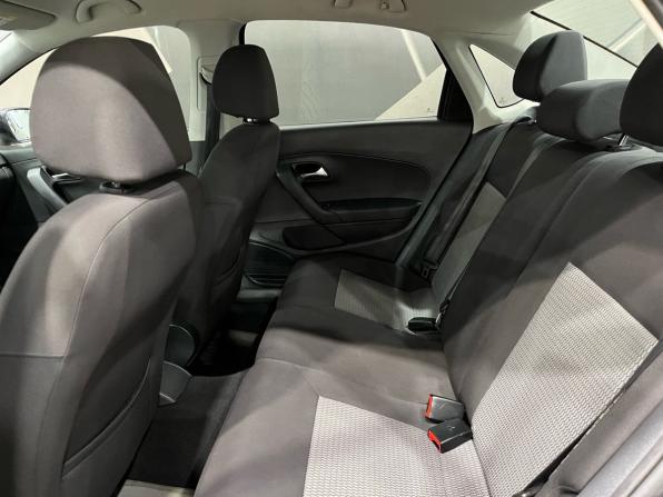 Volkswagen Polo V с пробегом 2015 года, цена 859 000 рублей, 134481 км, седан, Автокод Объявления