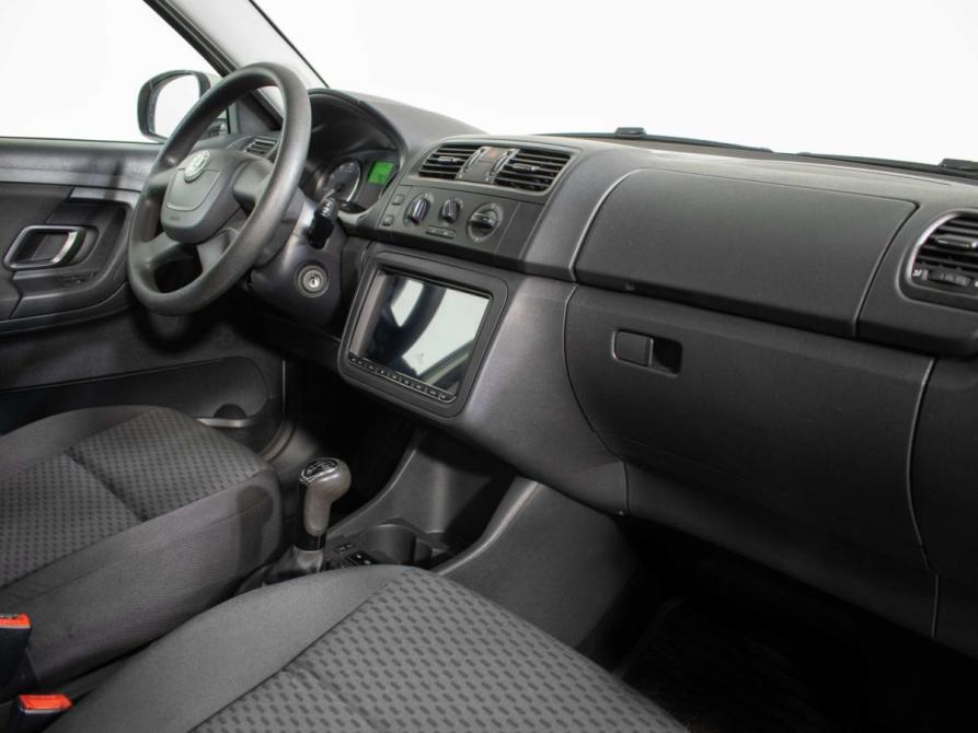 Skoda Fabia II Рестайлинг Москва  - изображение 9