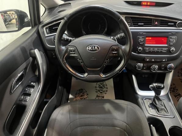 Kia Ceed II Рестайлинг с пробегом 2017 года, цена 1 661 300 рублей, 189842 км, хэтчбек, Автокод Объявления