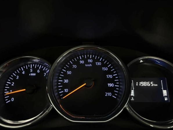 Renault Logan II Рестайлинг с пробегом 2019 года, цена 849 000 рублей, 119816 км, седан, Автокод Объявления