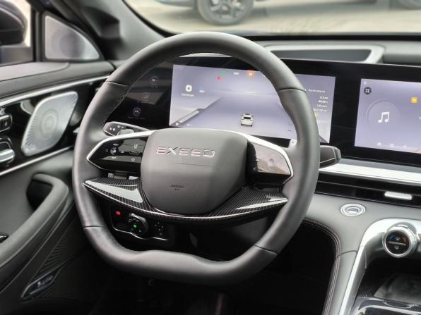 Exeed TXL I Рестайлинг 2 с пробегом 2024 года, цена 3 150 000 рублей, 26900 км, внедорожник, Автокод Объявления