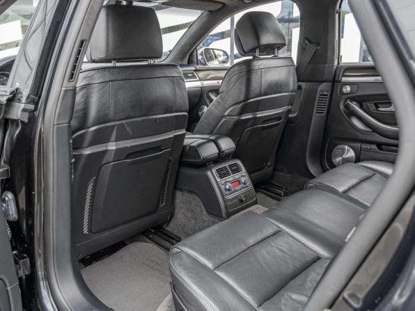 Audi S8 II (D3) Рестайлинг с пробегом 2007 года, цена 1 575 000 рублей, 94558 км, седан, Автокод Объявления