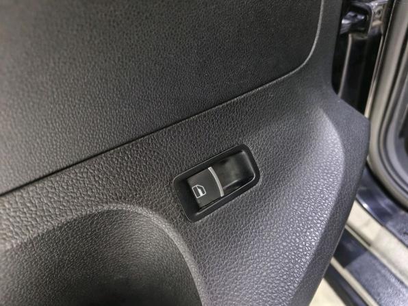 Volkswagen Polo V с пробегом 2012 года, цена 770 000 рублей, 243347 км, седан, Автокод Объявления