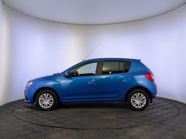Renault Sandero II с пробегом 2014 года, цена 850 000 рублей, 53883 км, хэтчбек, Автокод Объявления