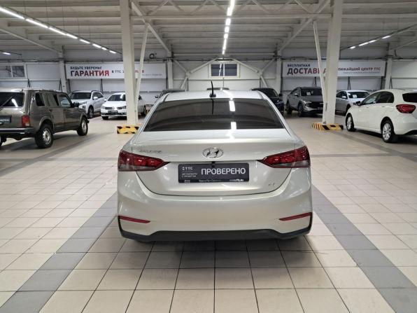 Hyundai Solaris II с пробегом 2019 года, цена 1 330 000 рублей, 118400 км, седан, Автокод Объявления