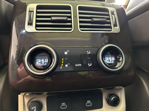 Land Rover Range Rover IV Рестайлинг с пробегом 2021 года, цена 8 199 000 рублей, 48063 км, внедорожник, Автокод Объявления