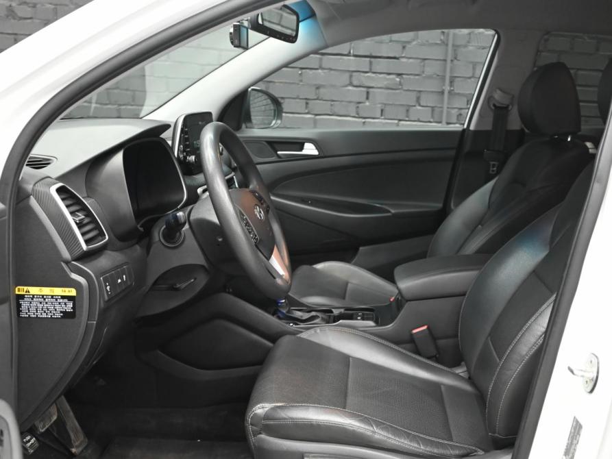 Hyundai Tucson III Рестайлинг Екатеринбург  - изображение 9