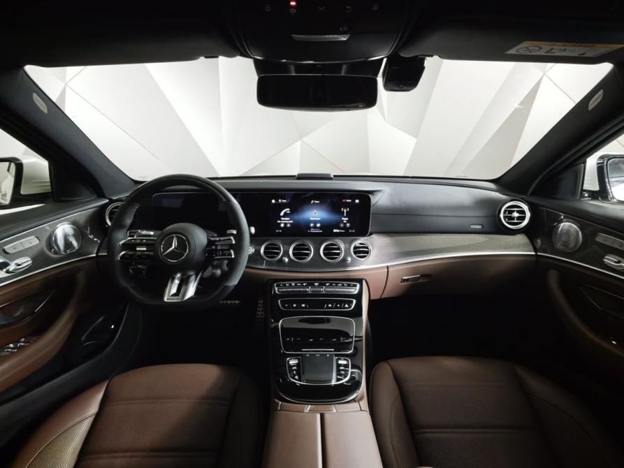 Mercedes-Benz E-Класс AMG V (W213) Рестайлинг Москва  - изображение 14