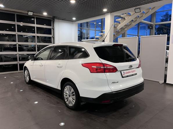 Ford Focus III Рестайлинг с пробегом 2016 года, цена 935 000 рублей, 179731 км, универсал, Автокод Объявления