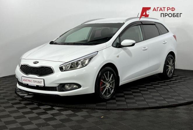 Kia Ceed II с пробегом 2014 года, цена 930 000 рублей, 205442 км, универсал, Автокод Объявления