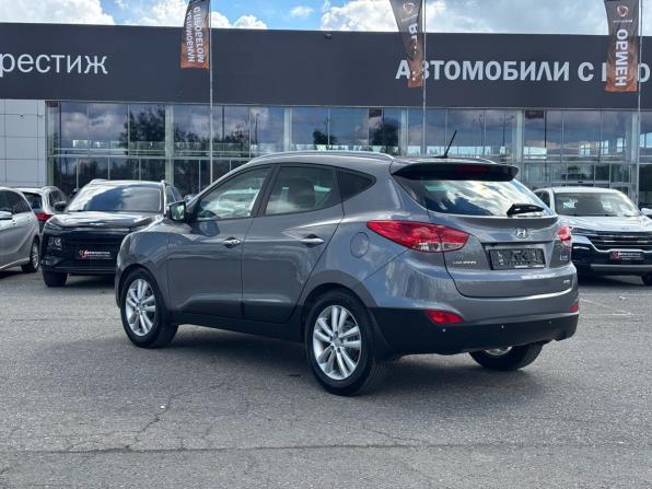 Hyundai ix35 I с пробегом 2012 года, цена 1 165 000 рублей, 243044 км, внедорожник, Автокод Объявления