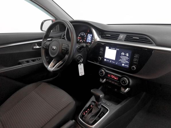 Kia Rio IV Рестайлинг с пробегом 2021 года, цена 1 810 000 рублей, 21490 км, хэтчбек, Автокод Объявления