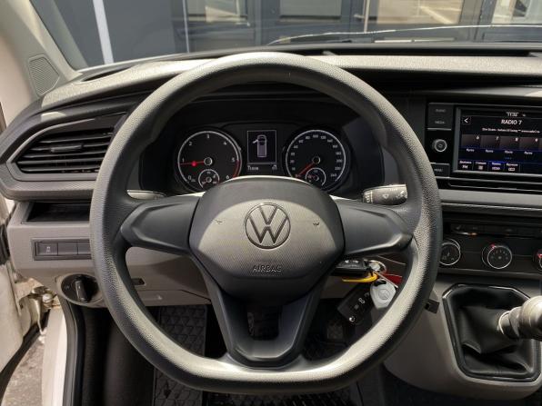 Volkswagen Transporter T6 Рестайлинг с пробегом 2021 года, цена 3 470 000 рублей, 113038 км, фургон, Автокод Объявления