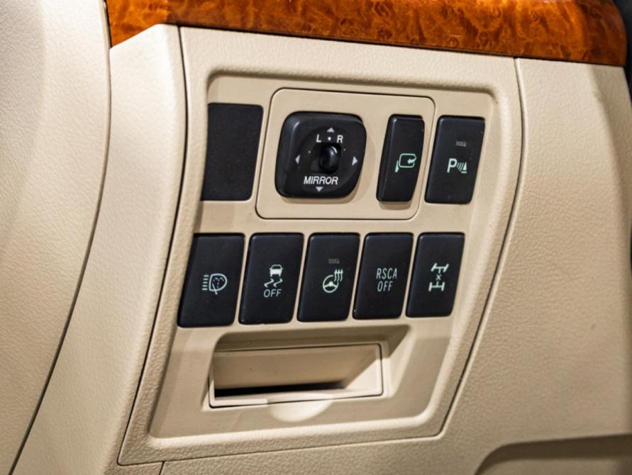 Toyota Land Cruiser 200 Series Рестайлинг 1 Санкт-Петербург  - изображение 24