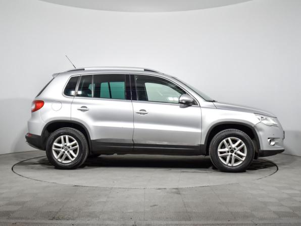 Volkswagen Tiguan I с пробегом 2011 года, цена 1 050 000 рублей, 196480 км, внедорожник, Автокод Объявления