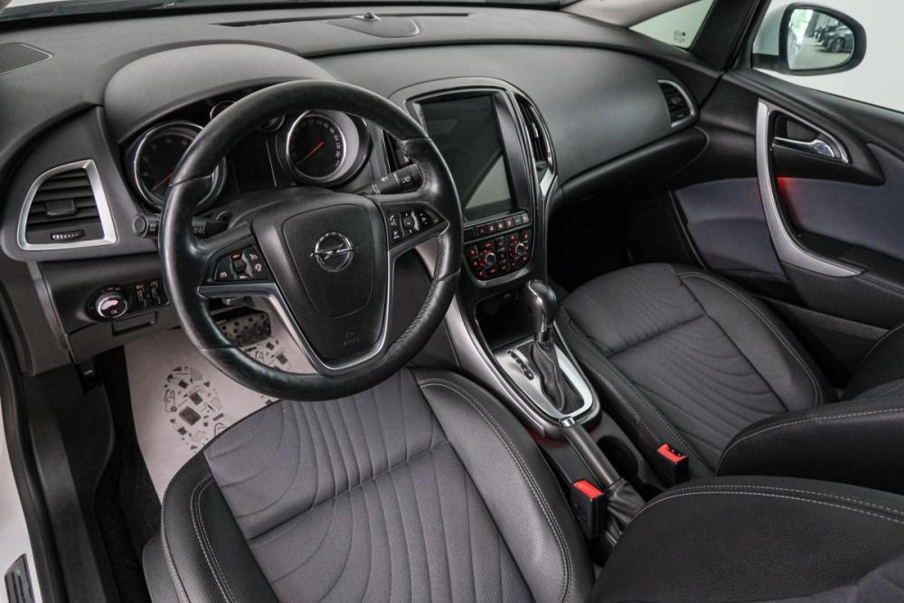 Opel Astra J Рестайлинг Красноярск  - изображение 9