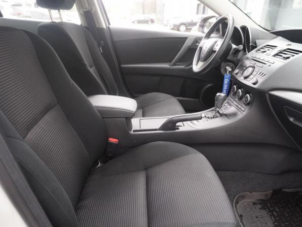 Mazda 3 II (BL) Рестайлинг с пробегом 2013 года, цена 1 178 000 рублей, 81242 км, седан, Автокод Объявления