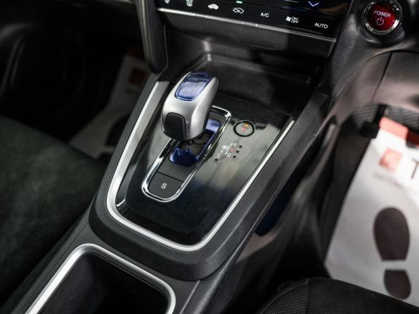 Honda Shuttle II с пробегом 2017 года, цена 1 080 500 рублей, 137311 км, универсал, Автокод Объявления