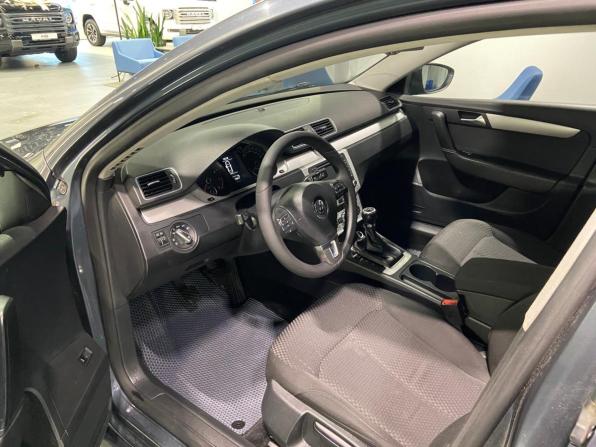 Volkswagen Passat B7 с пробегом 2012 года, цена 950 000 рублей, 252614 км, седан, Автокод Объявления