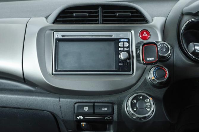 Honda Fit II с пробегом 2011 года, цена 759 000 рублей, 135000 км, хэтчбек, Автокод Объявления