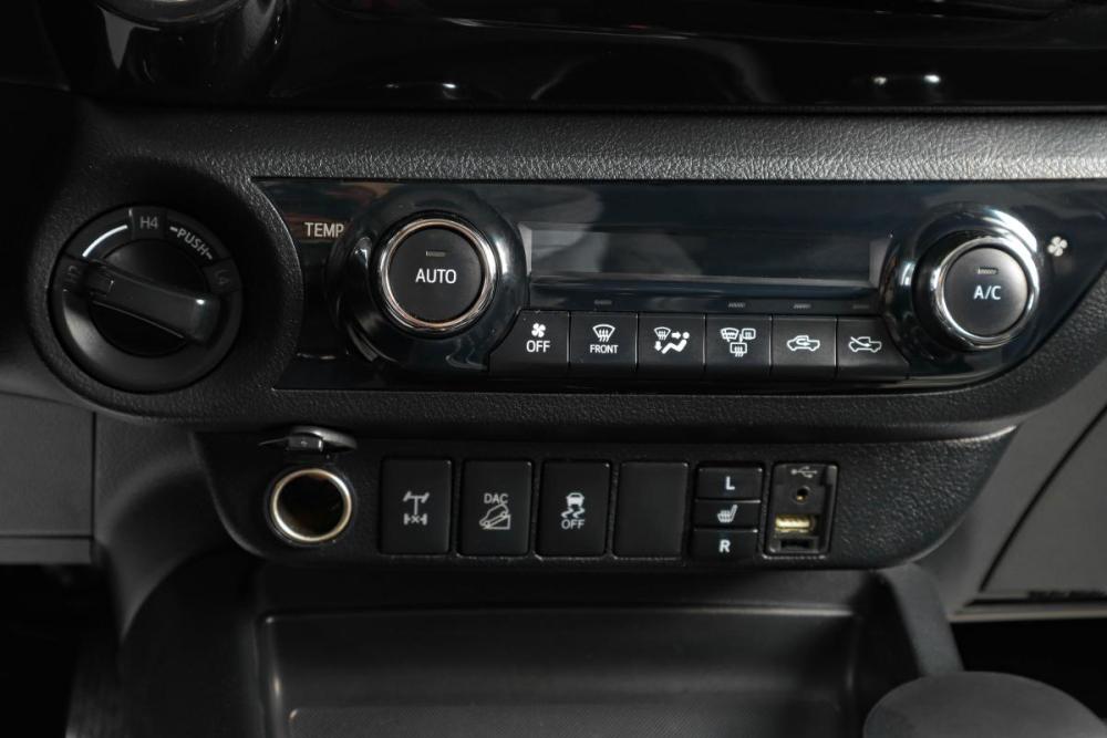 Toyota Hilux VIII Тюмень  - изображение 18