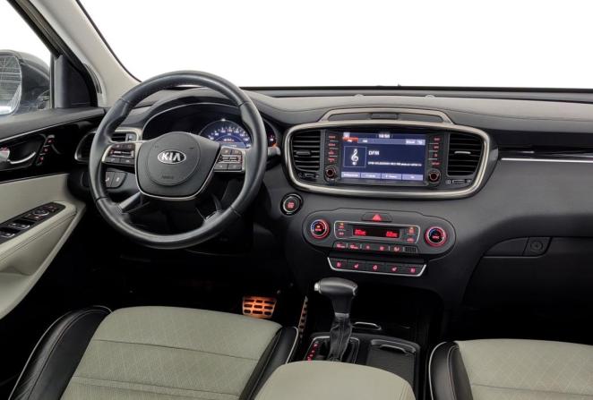 Kia Sorento II Рестайлинг с пробегом 2018 года, цена 2 850 000 рублей, 126366 км, внедорожник, Автокод Объявления