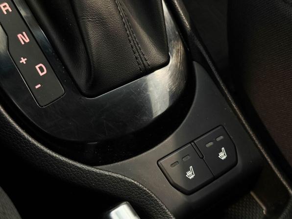 Kia Rio III Рестайлинг с пробегом 2015 года, цена 1 220 000 рублей, 28904 км, седан, Автокод Объявления