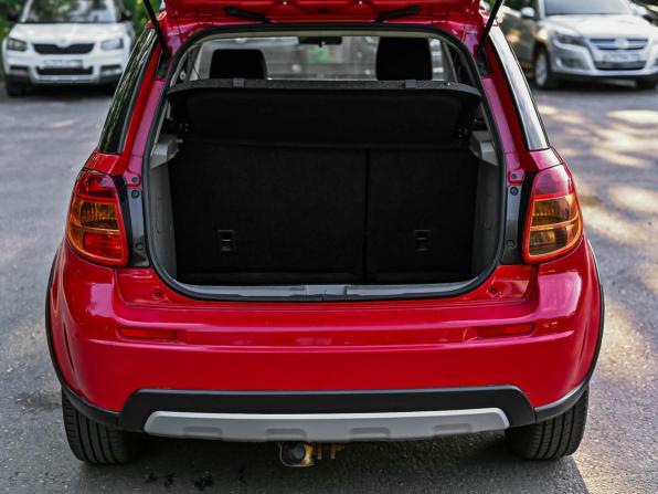 Suzuki SX4 I (Classic) Рестайлинг с пробегом 2011 года, цена 680 000 рублей, 176196 км, хэтчбек, Автокод Объявления