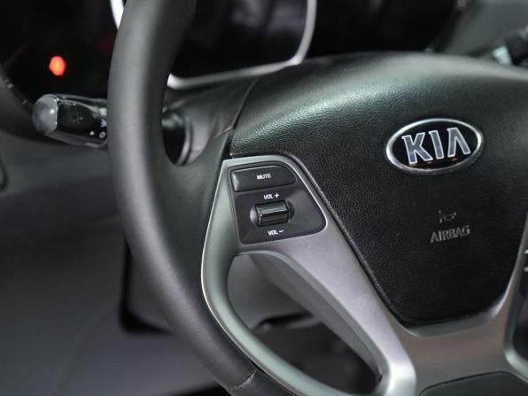 Kia Rio III с пробегом 2013 года, цена 855 000 рублей, 138000 км, седан, Автокод Объявления