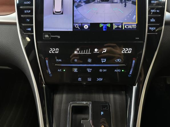 Toyota Harrier III (XU60) Рестайлинг с пробегом 2018 года, цена 2 950 000 рублей, 52167 км, внедорожник, Автокод Объявления
