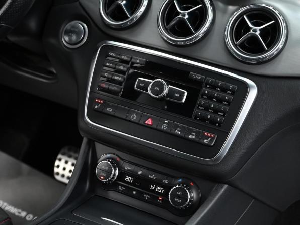 Mercedes-Benz GLA I (X156) с пробегом 2015 года, цена 2 049 000 рублей, 104000 км, внедорожник, Автокод Объявления