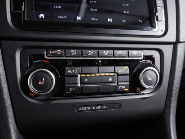Volkswagen Golf VI с пробегом 2012 года, цена 879 000 рублей, 225542 км, хэтчбек, Автокод Объявления