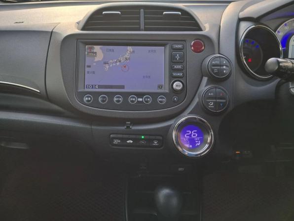 Honda Fit Shuttle I с пробегом 2012 года, цена 890 000 рублей, 188504 км, универсал, Автокод Объявления