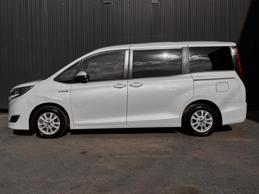 Toyota Noah III (R80) Рестайлинг Екатеринбург  - изображение 7