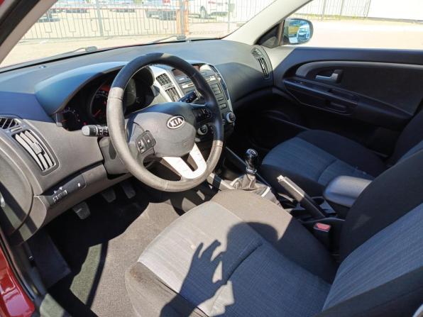 Kia Ceed I Рестайлинг с пробегом 2010 года, цена 580 000 рублей, 192684 км, хэтчбек, Автокод Объявления