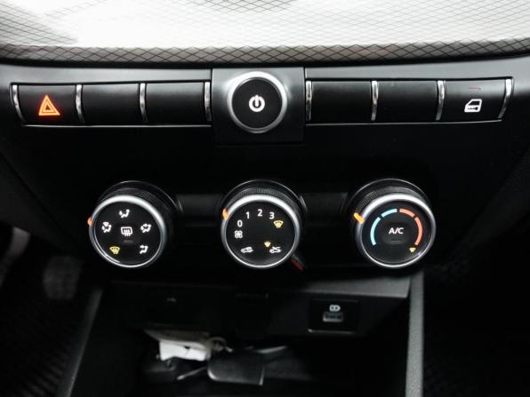 Lada (ВАЗ) Vesta I Рестайлинг (NG) с пробегом 2023 года, цена 1 296 000 рублей, 42704 км, седан, Автокод Объявления