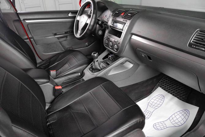 Volkswagen Jetta V с пробегом 2007 года, цена 389 000 рублей, 372000 км, седан, Автокод Объявления
